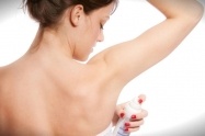 Geen verband tussen borstkanker en deodorant gevonden