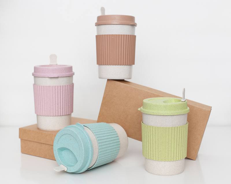 Warenautoriteit adviseert om geen servies van melamine met bamboe of maisvezels meer te gebruiken.